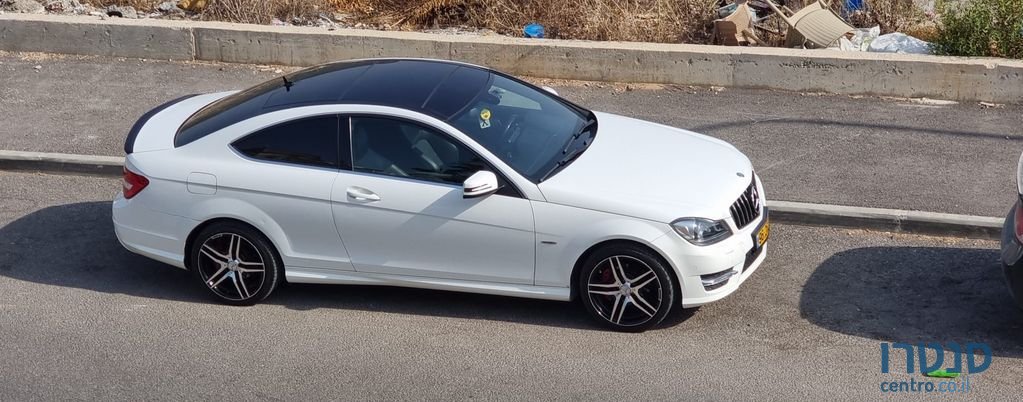 2014' Mercedes-Benz C-Class מרצדס photo #4