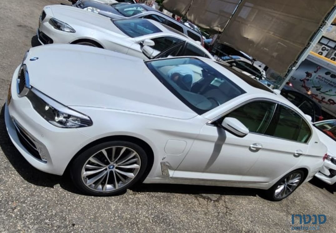 2018' BMW 5 Series ב.מ.וו סדרה 5 photo #4