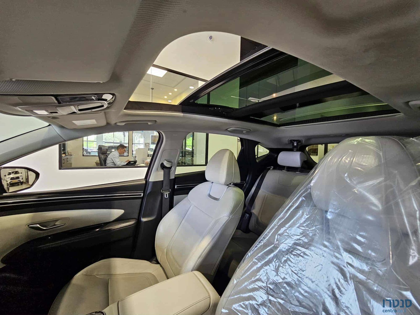 2023' Hyundai Tucson photo #6