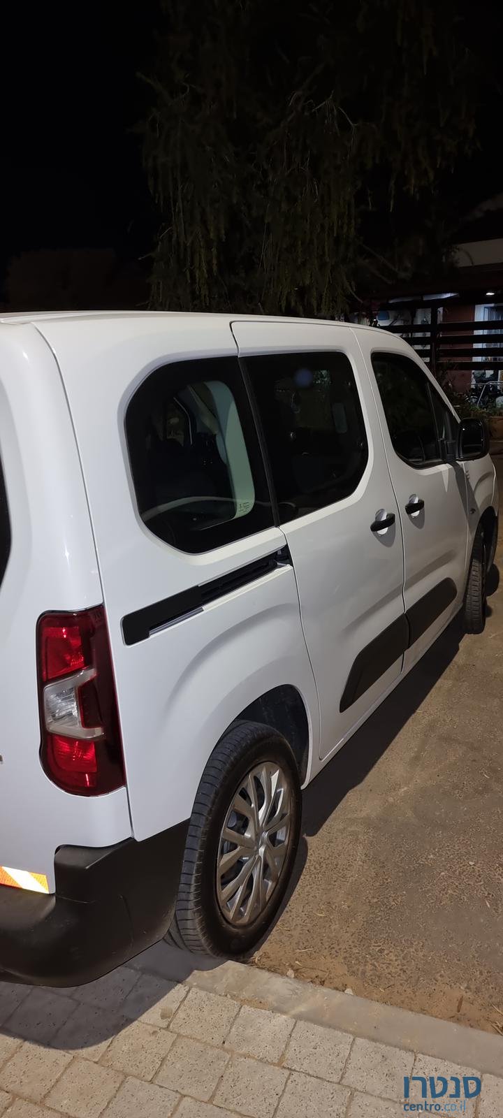 2021' Citroen Berlingo photo #5