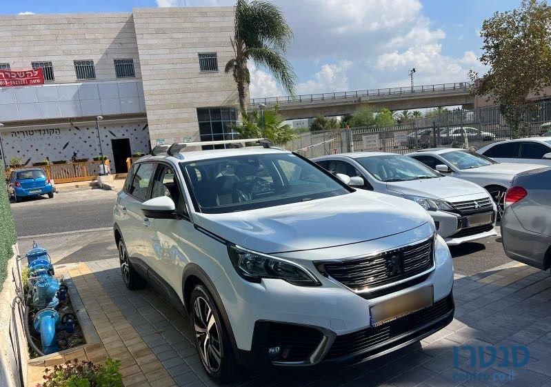 2019' Peugeot 5008 פיג'ו photo #5