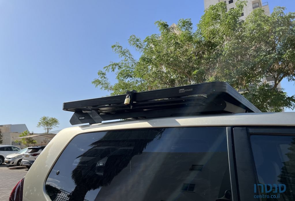 2004' Toyota Land Cruiser טויוטה לנד קרוזר photo #3