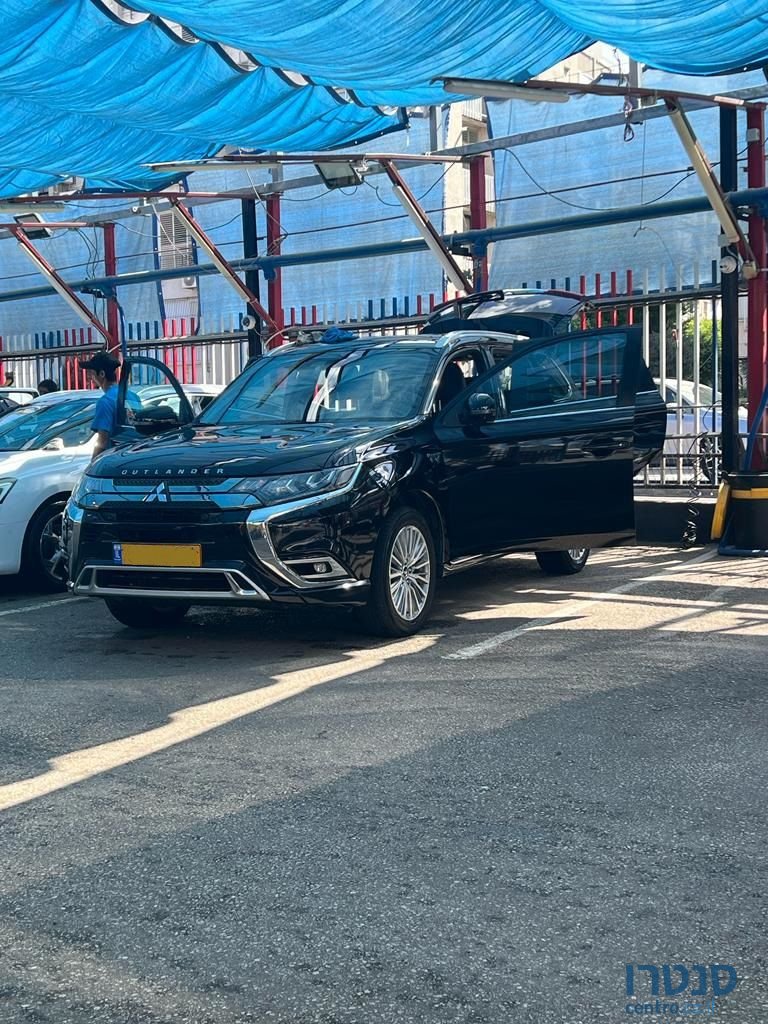 2019' Mitsubishi Outlander מיצובישי אאוטלנדר photo #1