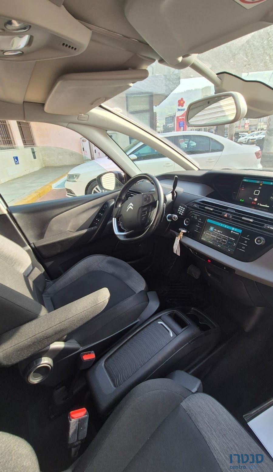 2022' Citroen C4 Picasso סיטרואן C4 פיקאסו photo #2