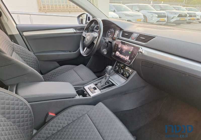 2020' Skoda Superb סקודה סופרב photo #5