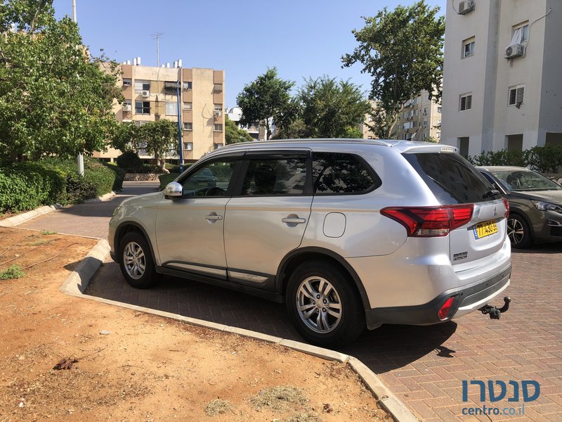 2016' Mitsubishi Outlander מיצובישי אאוטלנדר photo #3