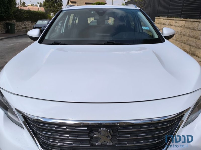 2019' Peugeot 5008 פיג'ו photo #1