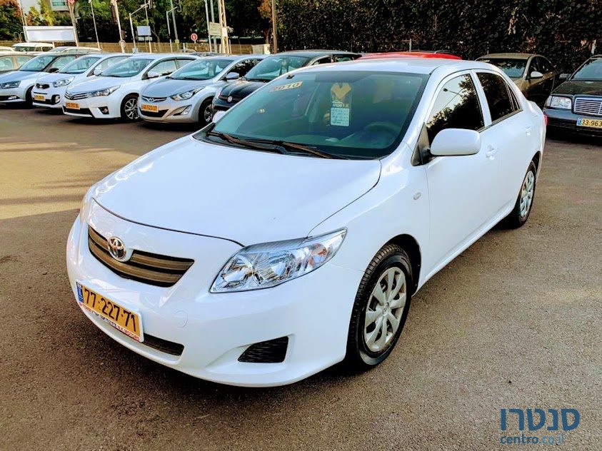 2009' Toyota Corolla photo #1