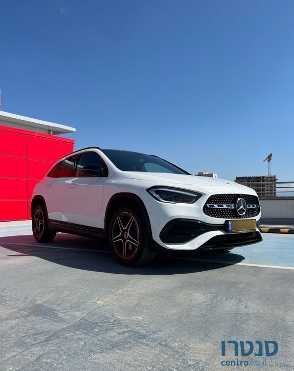2022' Mercedes-Benz GLA מרצדס photo #2