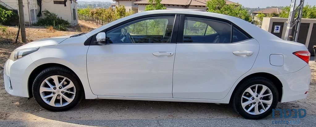 2014' Toyota Corolla טויוטה קורולה photo #1