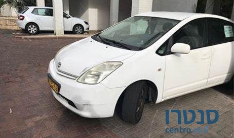 2005' Toyota Prius טויוטה פריוס photo #2