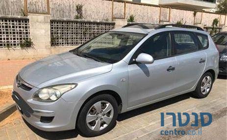 2010' Hyundai I30Cw i30cw יונדאי photo #2