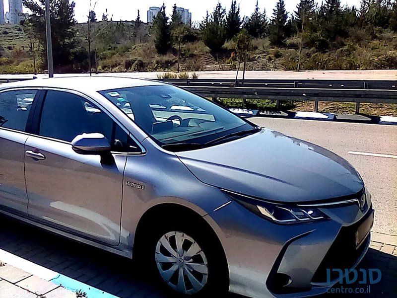 2019' Toyota Corolla טויוטה קורולה photo #2