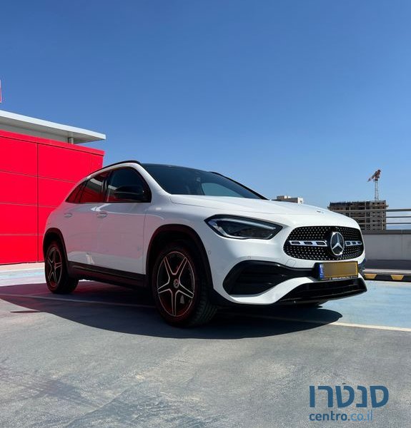 2022' Mercedes-Benz GLA מרצדס photo #2