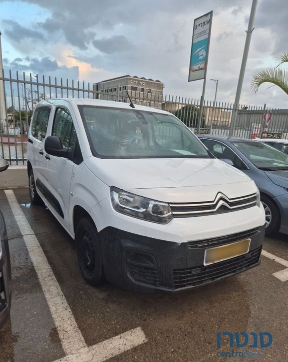 2021' Citroen Berlingo סיטרואן ברלינגו photo #3