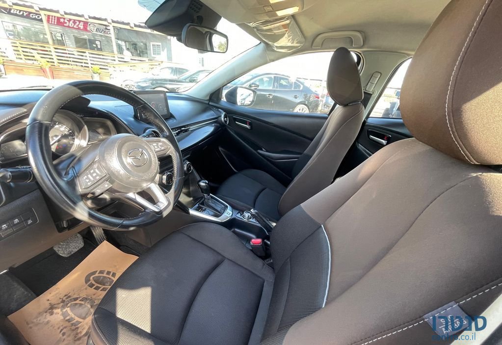 2022' Mazda 2 מאזדה photo #2