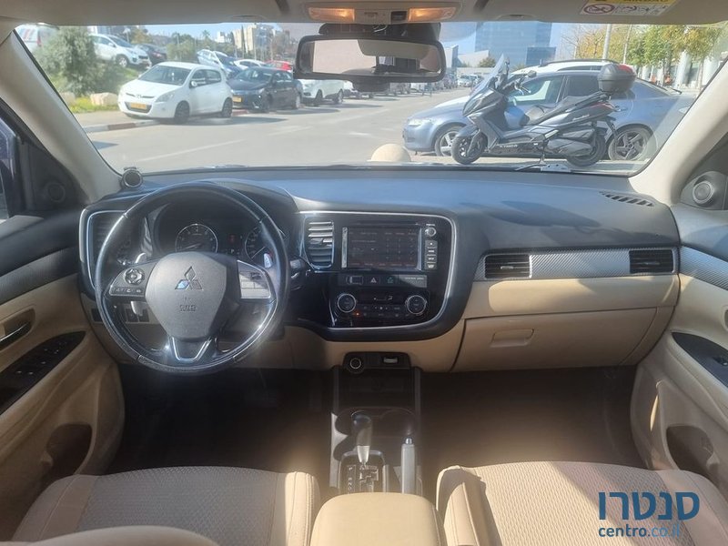 2016' Mitsubishi Outlander מיצובישי אאוטלנדר photo #4