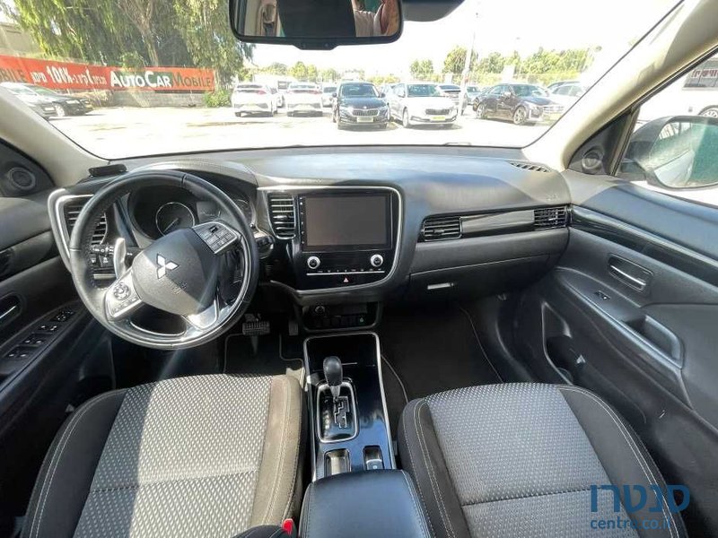 2021' Mitsubishi Outlander מיצובישי אאוטלנדר photo #5