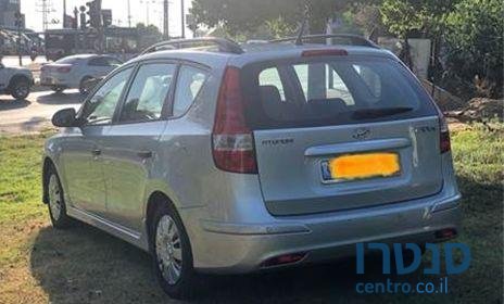 2011' Hyundai I30Cw i30cw יונדאי photo #1