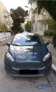 2013' Ford Fiesta photo #1