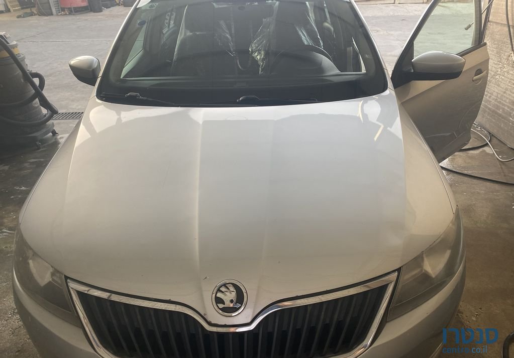 2014' Skoda Rapid סקודה ראפיד photo #5