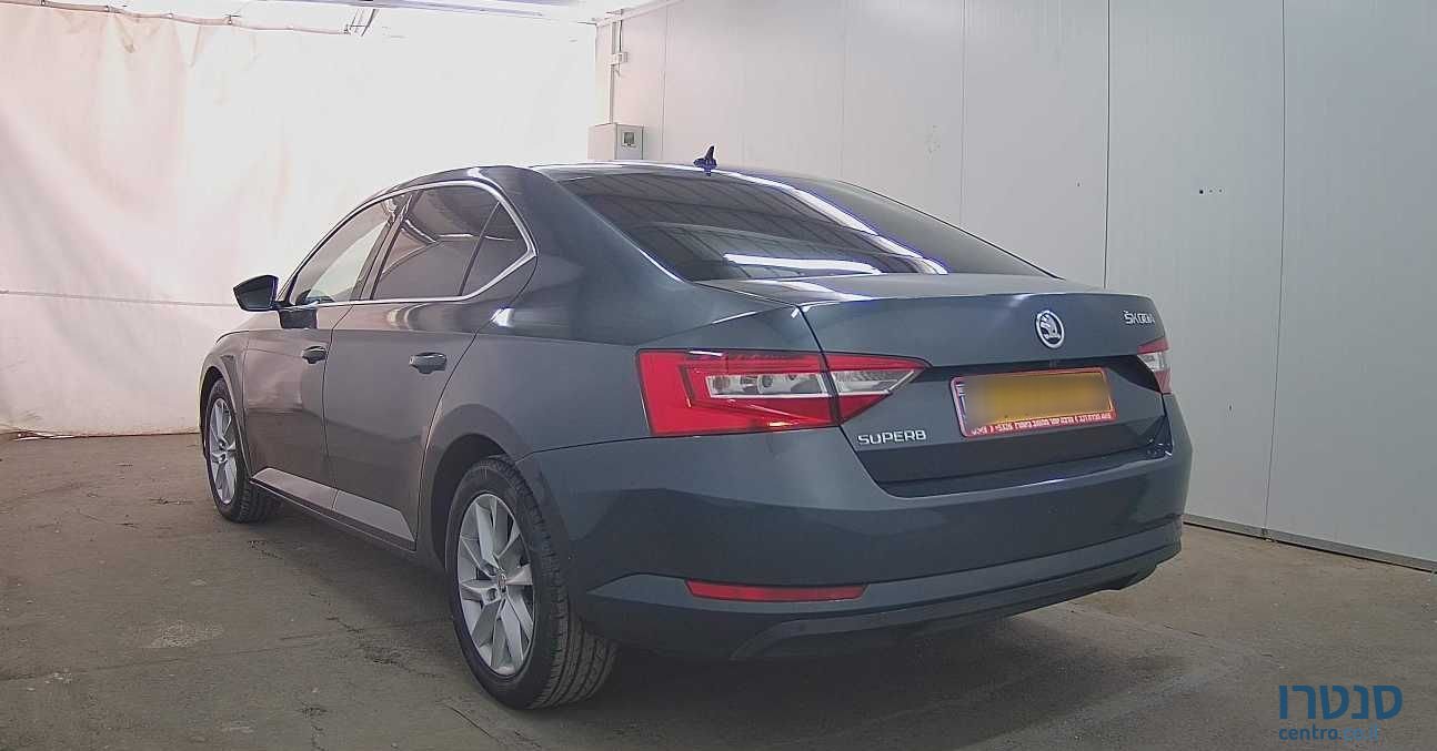 2020' Skoda Superb סקודה סופרב photo #4