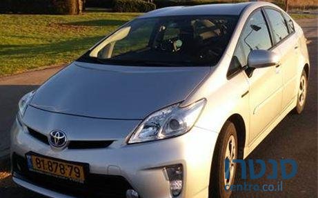 2012' Toyota Prius טויוטה פריוס photo #2