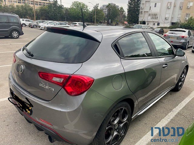2018' Alfa Romeo Giulietta אלפא רומיאו ג'ולייטה photo #4