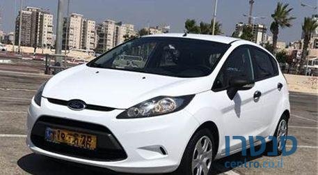 2012' Ford פורד טרנד photo #1