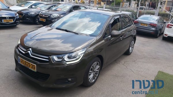 2016' Citroen C4 photo #1