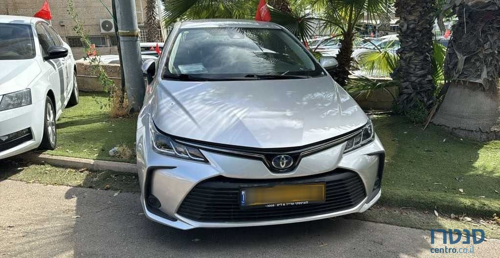 2021' Toyota Corolla טויוטה קורולה photo #3
