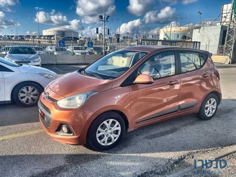 2014' Hyundai i10 יונדאי photo #3