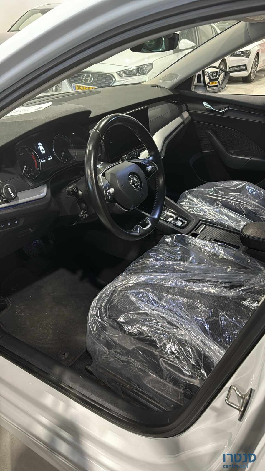 2021' Skoda Octavia photo #5