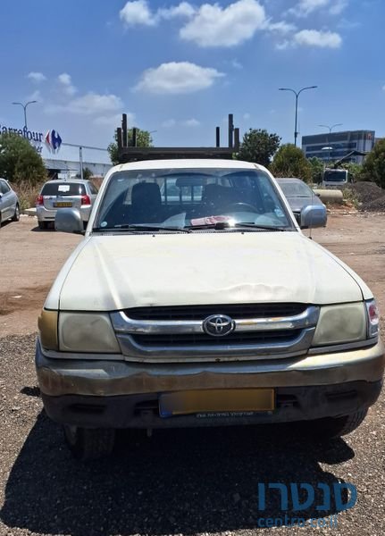 2006' Toyota Hilux 2X4 טויוטה היילקס photo #4