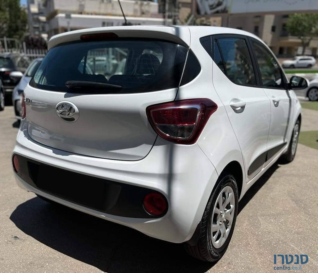 2017' Hyundai i10 photo #3