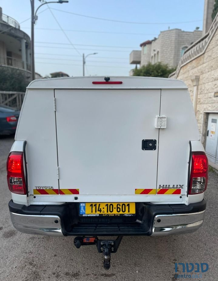 2017' Toyota Hilix טויוטה היילקס photo #3