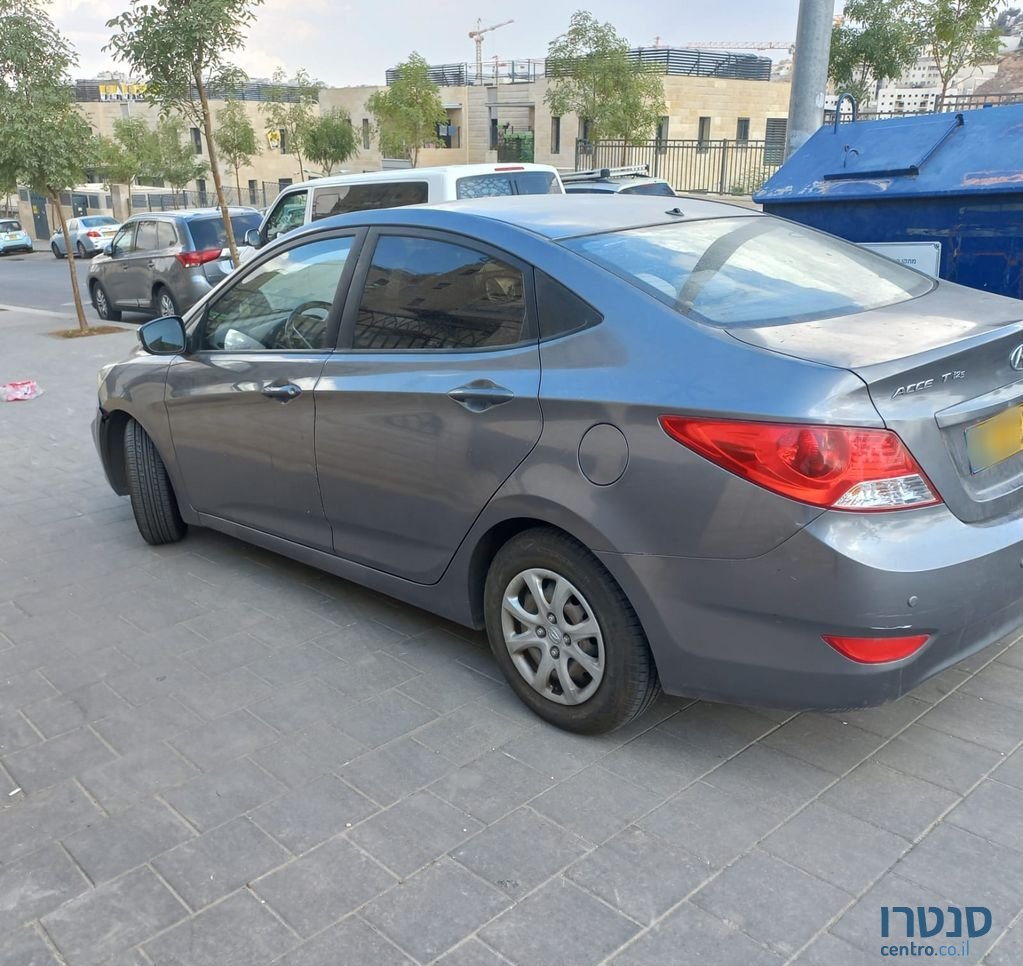 2014' Hyundai i25 יונדאי photo #4