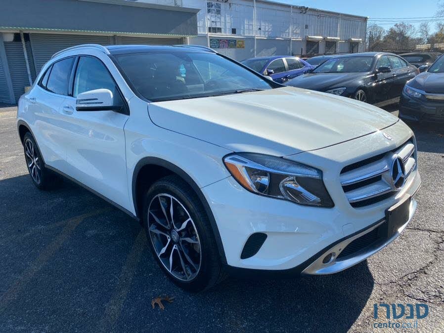 2018' Mercedes-Benz GLA-Class 250 photo #2