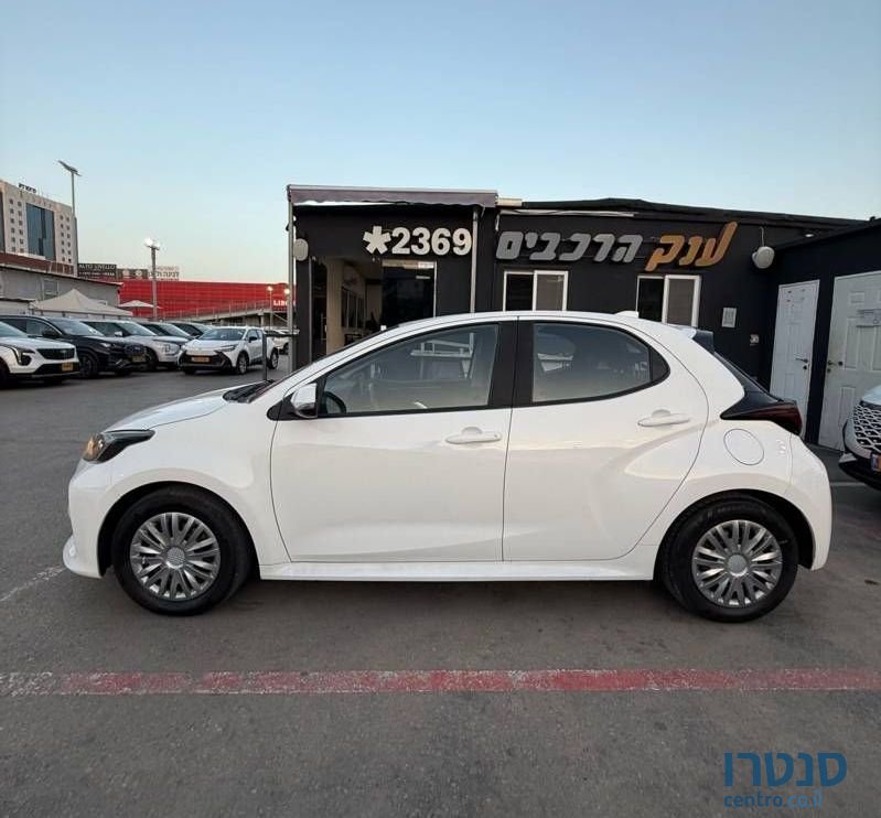 2021' Toyota Yaris טויוטה יאריס photo #6