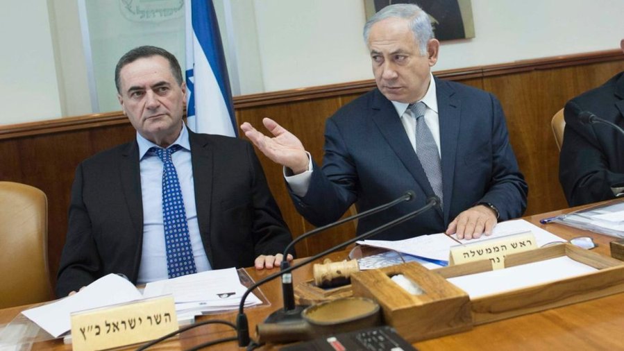 Transportation Minister Yisrael Katz with Prime Minister Benjamin Netanyahu