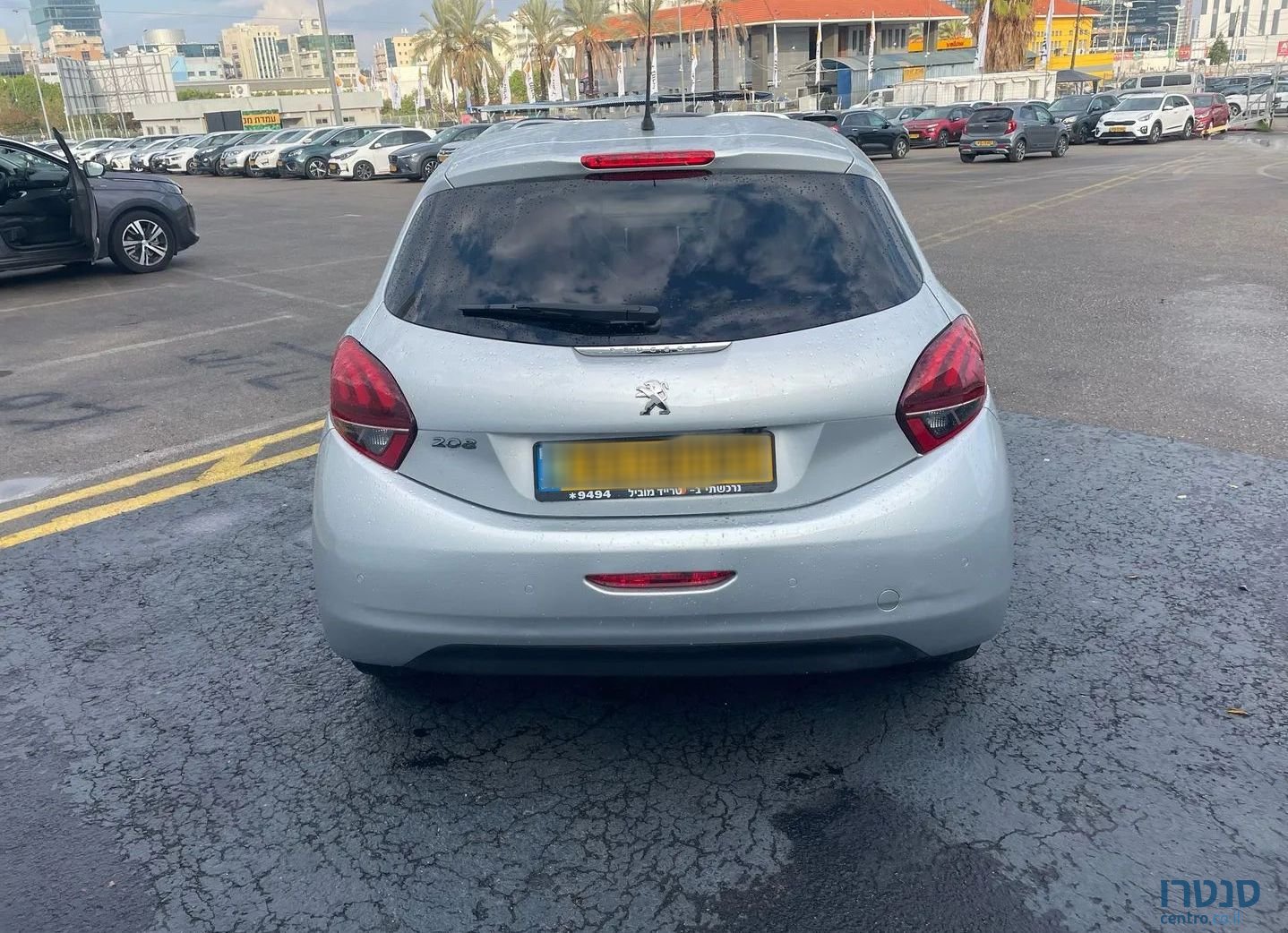 2019' Peugeot 208 פיג'ו photo #3