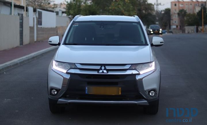 2016' Mitsubishi Outlander מיצובישי אאוטלנדר photo #4