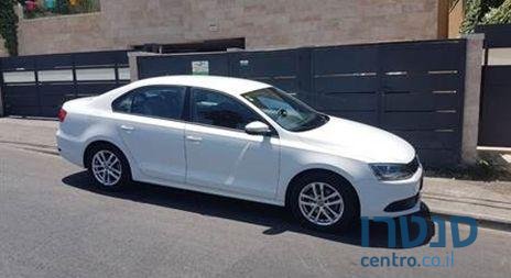 2015' Volkswagen Jetta טרנדליין photo #3