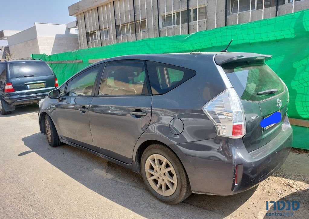 2014' Toyota Prius טויוטה פריוס photo #1