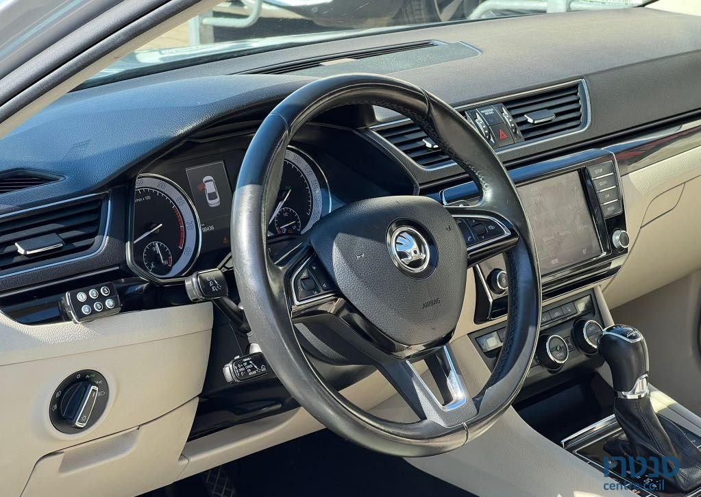 2017' Skoda Superb סקודה סופרב photo #6