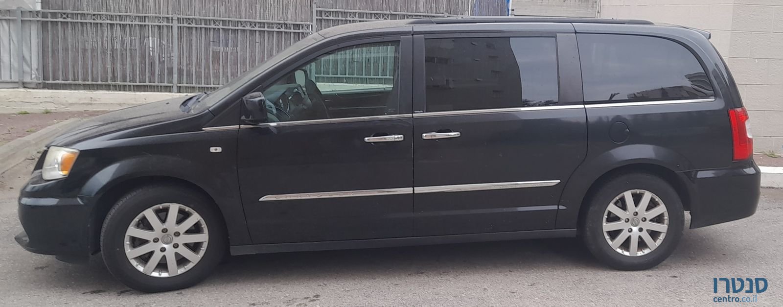 2012' Chrysler Grand Voyager קרייזלר גראנד וויאג`ר photo #5