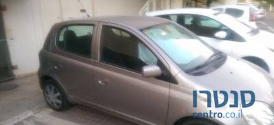 2005' Toyota Yaris photo #1