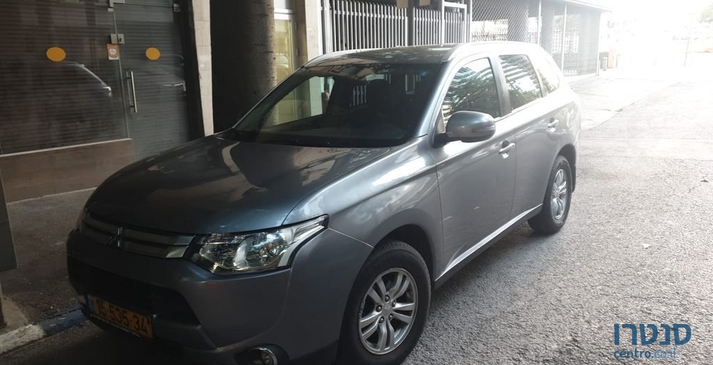 2015' Mitsubishi Outlander מיצובישי אאוטלנדר photo #2