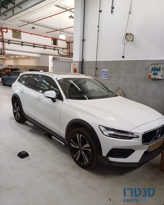 2021' Volvo V60 וולוו photo #1