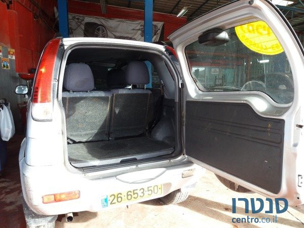 2005' Daihatsu Terios photo #2